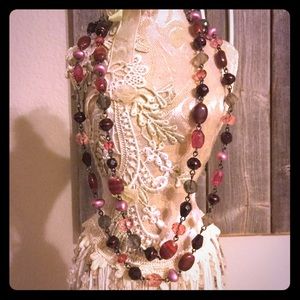 ✨ NEVER WORN Lia Sophia Necklace ✨